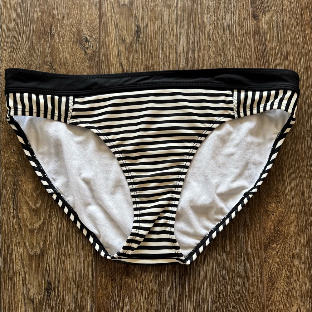 Athleta Medium Rise Black & White Striped Swim Bottoms